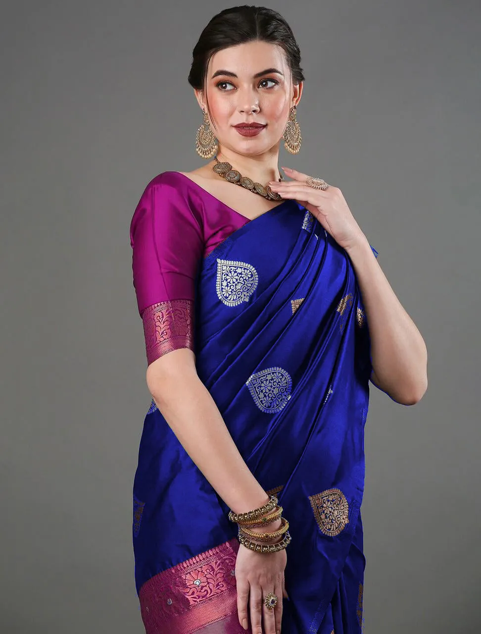 Classy Blue Soft Silk Saree With Pretty Blouse Piece