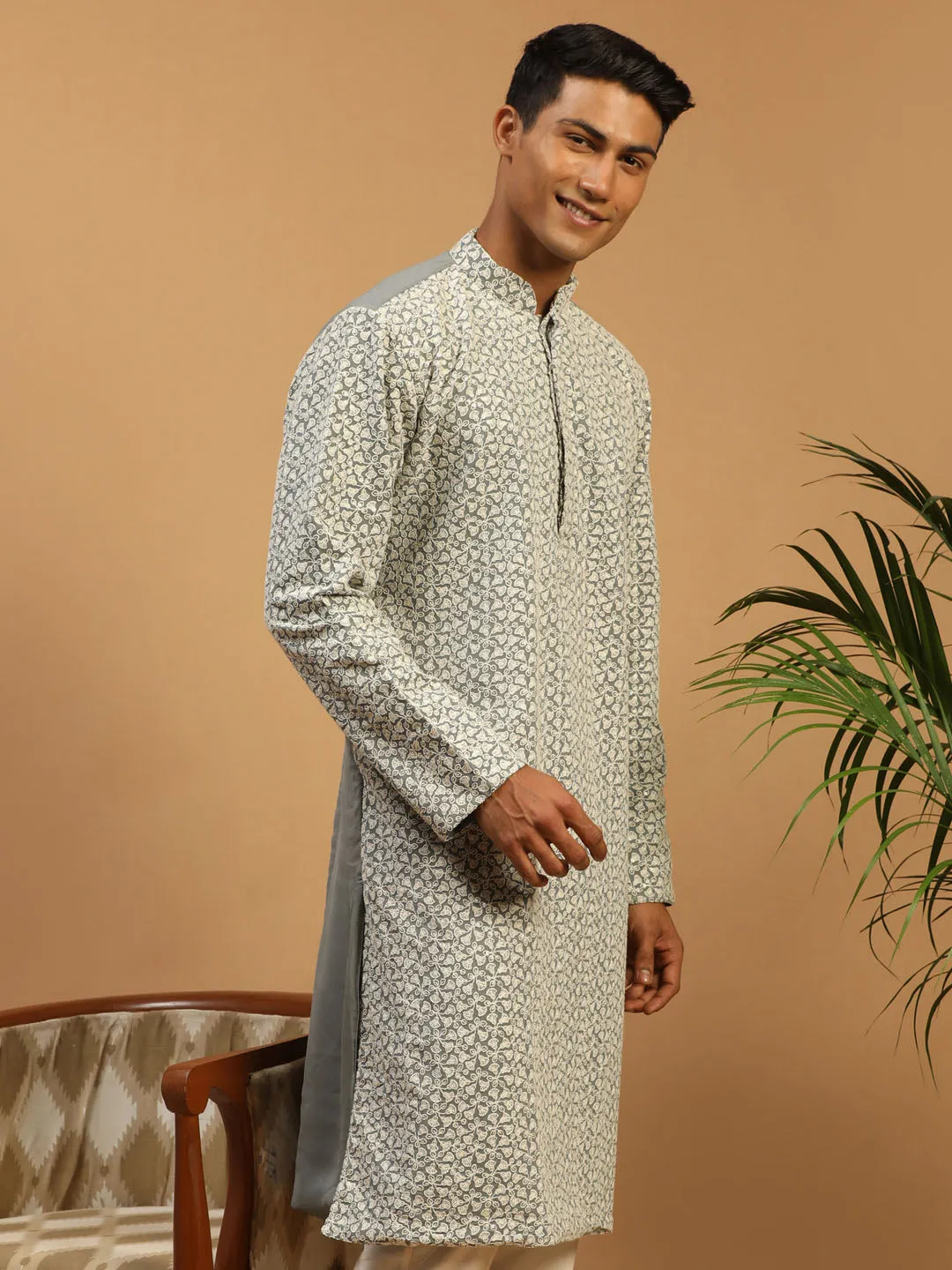 Jashvi Men's Grey Ethnic Chikankari Georgette Kurta