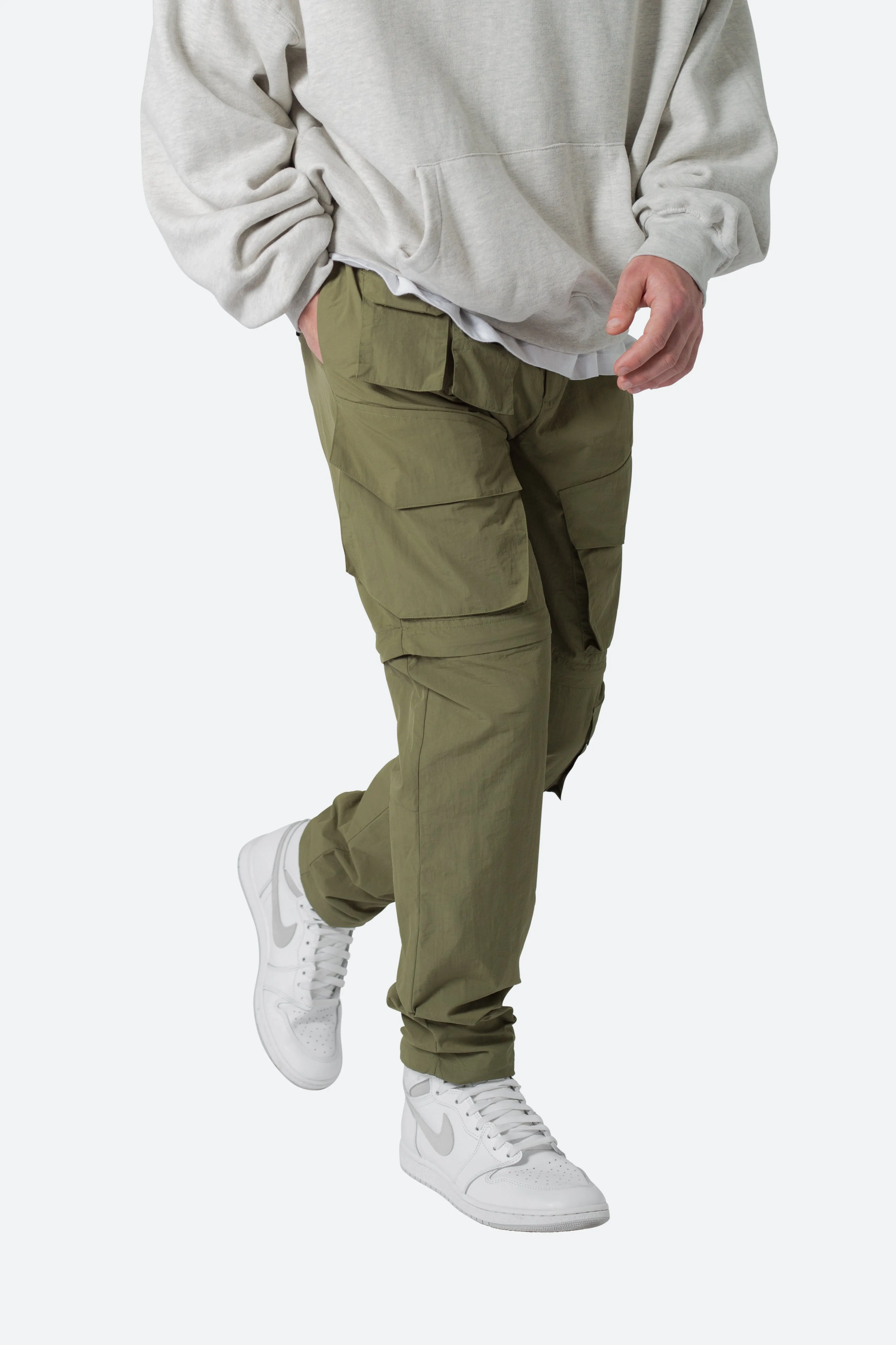 Nylon Cargo Traveler Pants - Olive