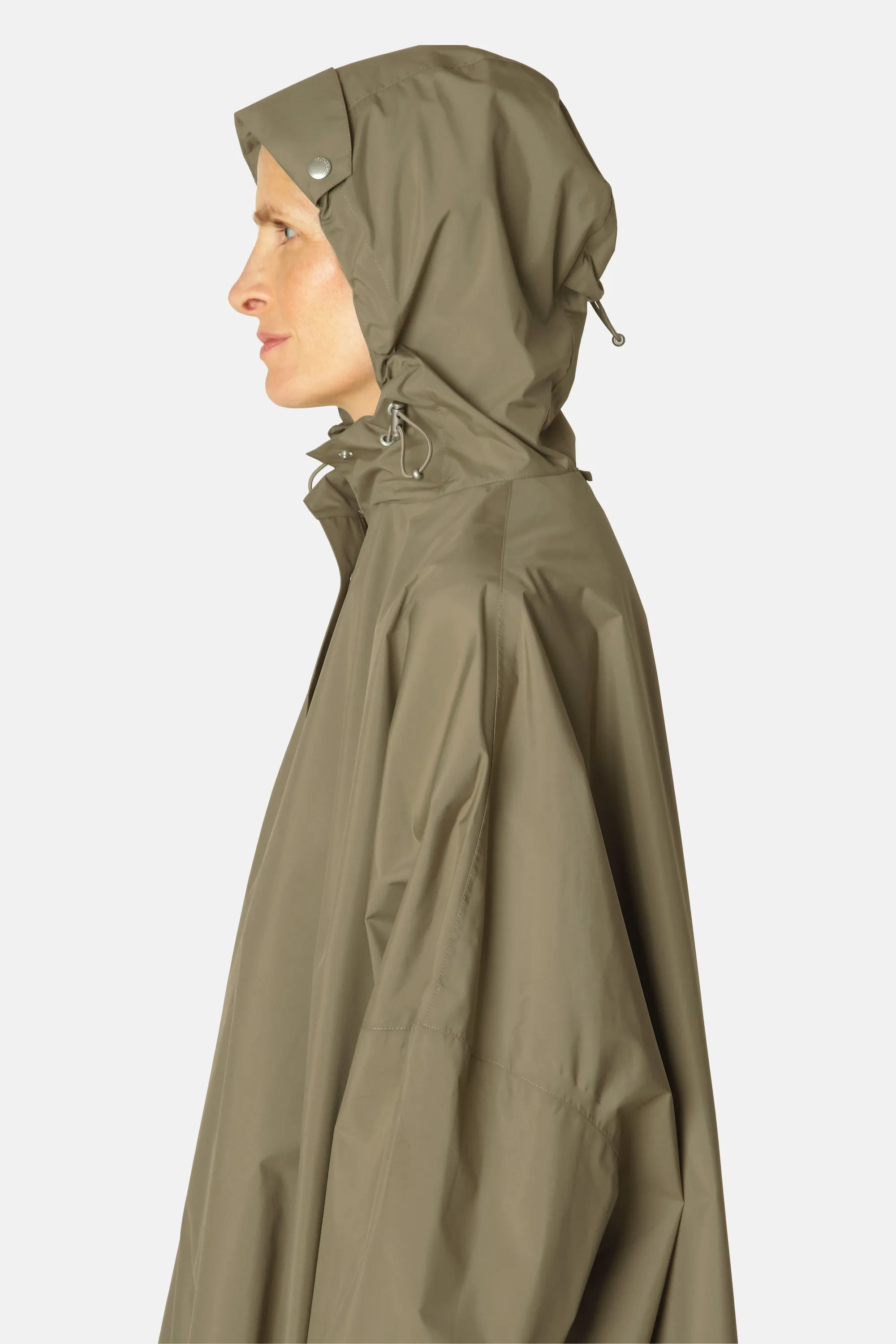 Poncho w. Sleeves - Covert Green