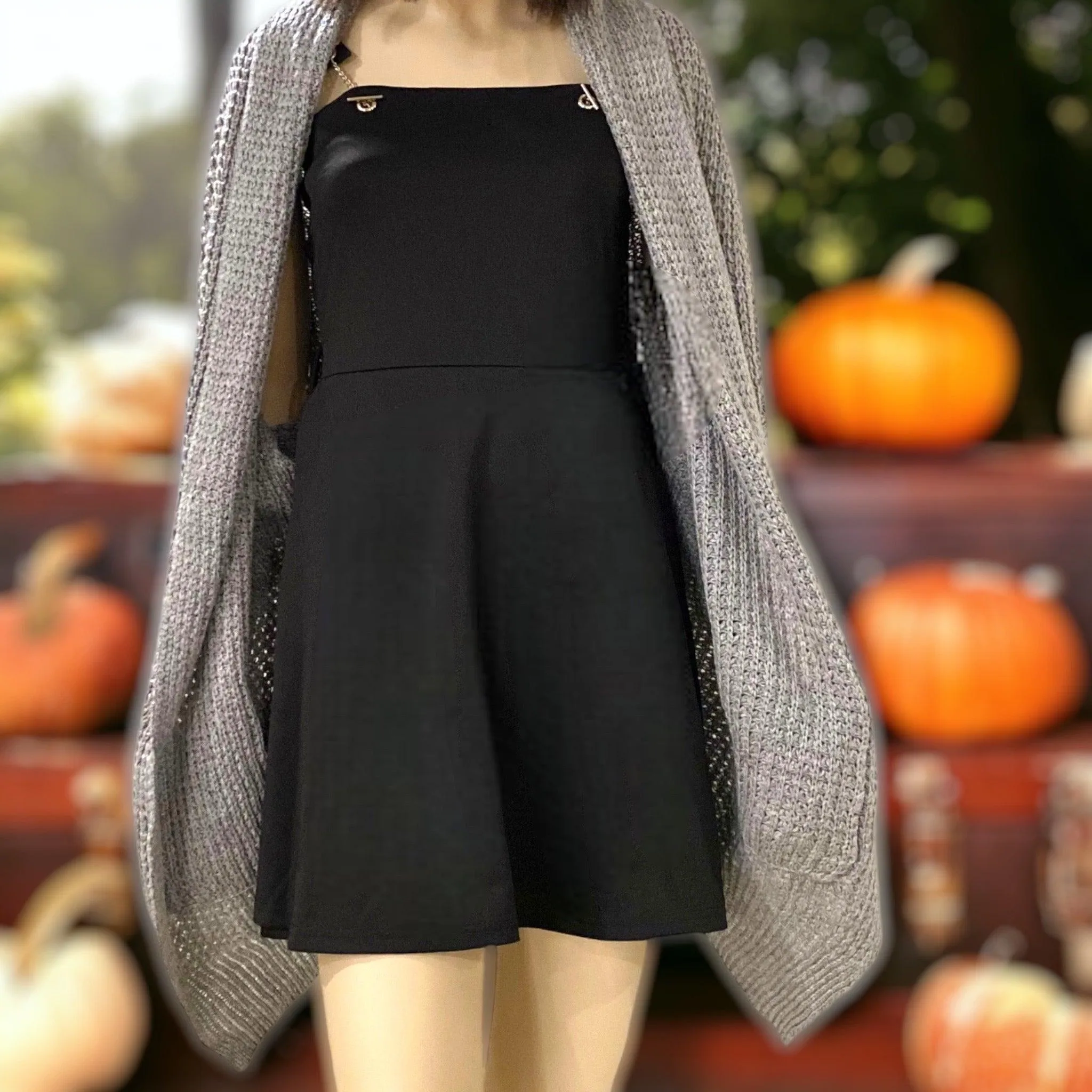 Silver-Gray Short-Sleeved Mid Length Cardigan