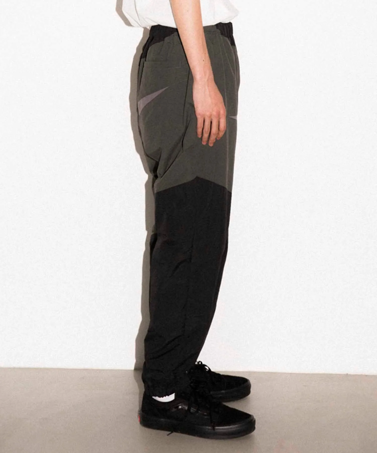 SLASH PANELED NYLON PANT