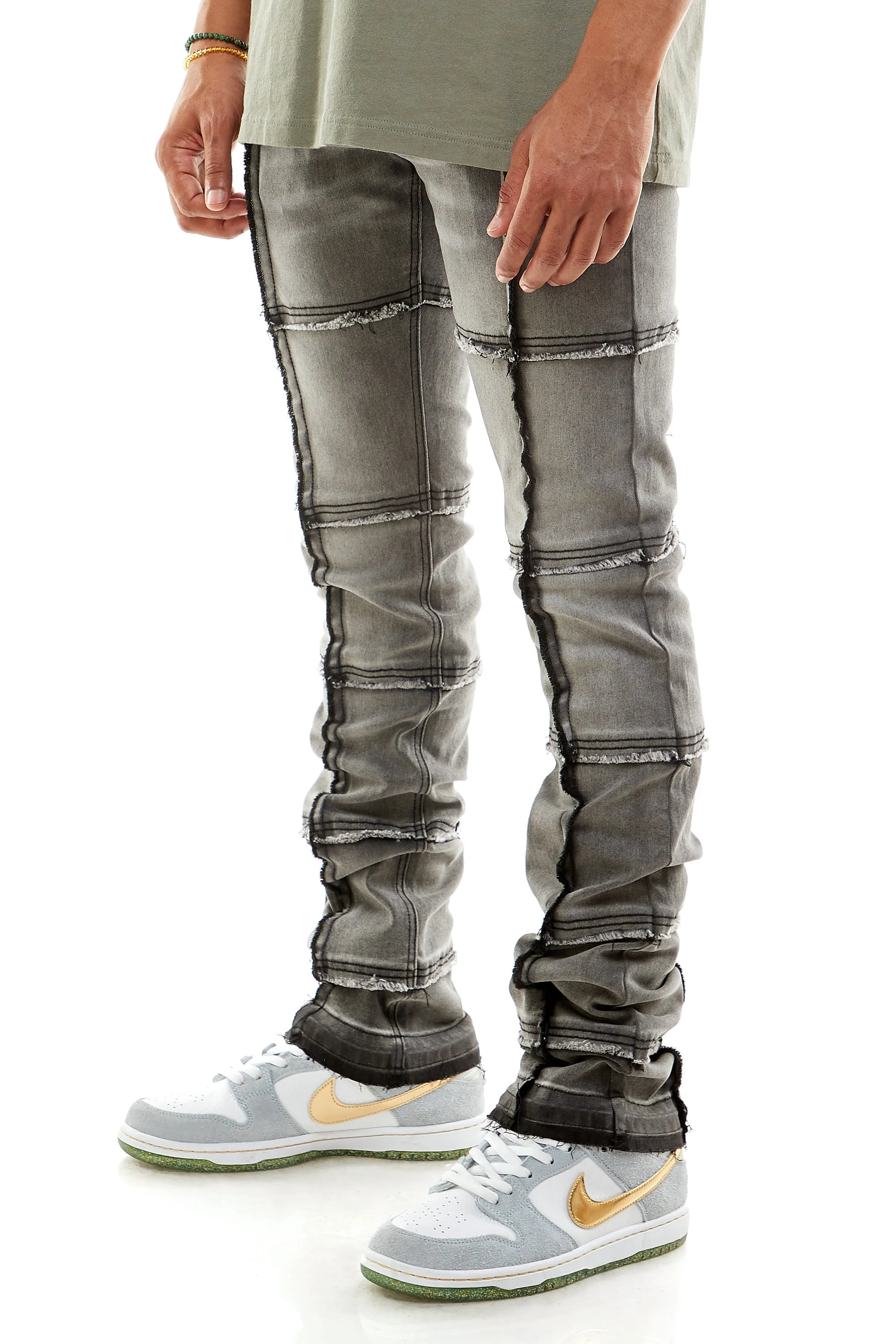 Stretch Denim Stacke Mens Jeans With Raw Finishing