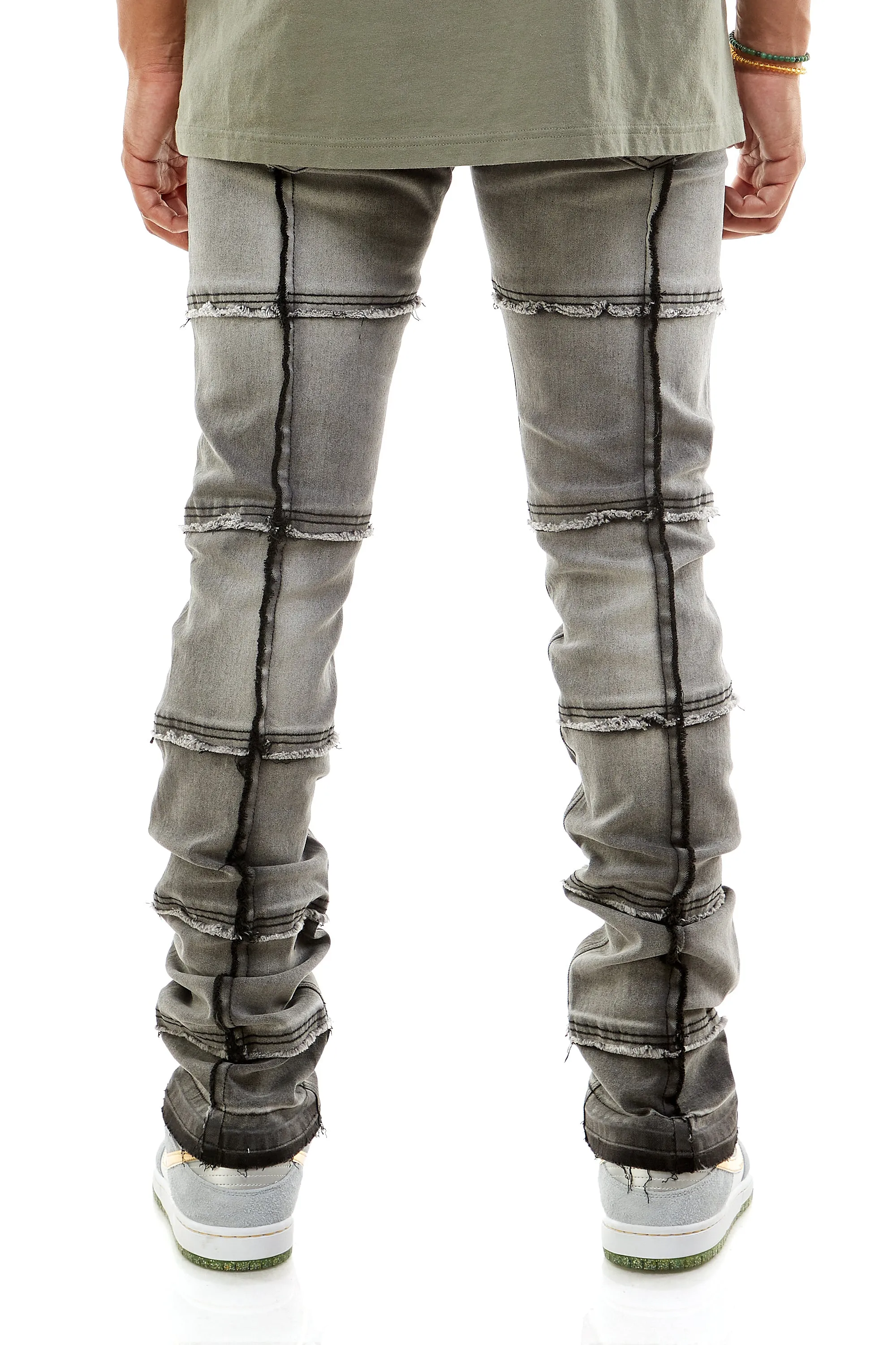 Stretch Denim Stacke Mens Jeans With Raw Finishing