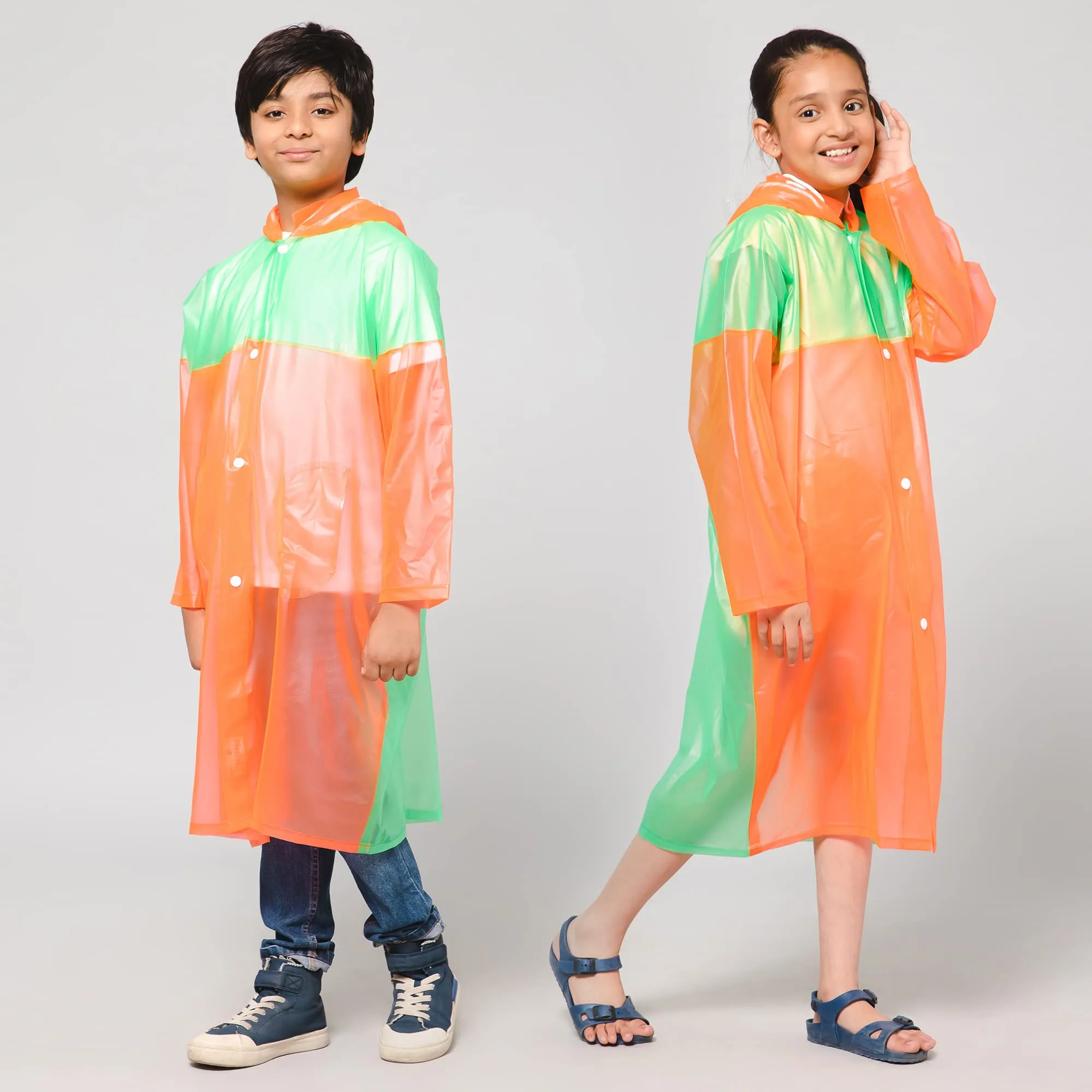 THE CLOWNFISH Puddle Jumper Series Unisex Kids Waterproof Single Layer PVC Longcoat/Raincoat with Adjustable Hood. Age-5-6 Years (Orange)